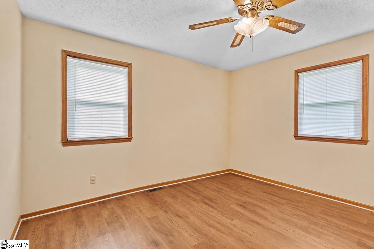 222 Jared Drive Laurens, SC 29360