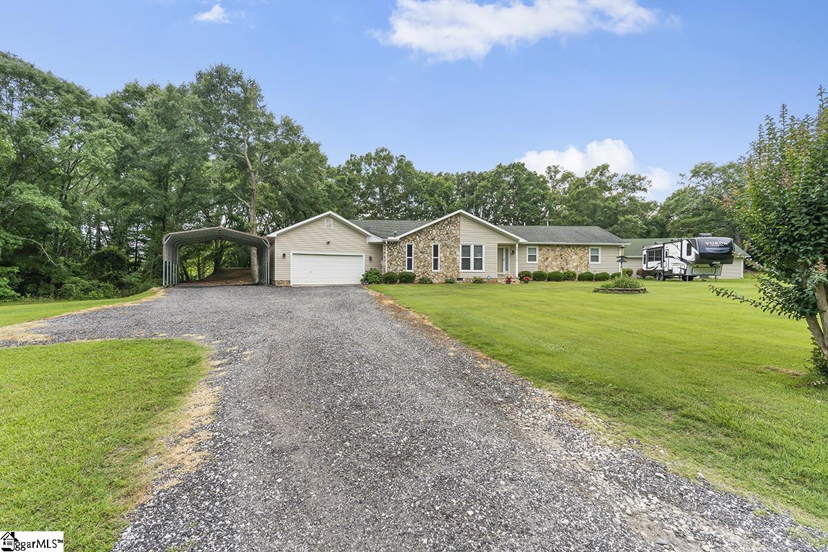 222 Jared Drive Laurens, SC 29360