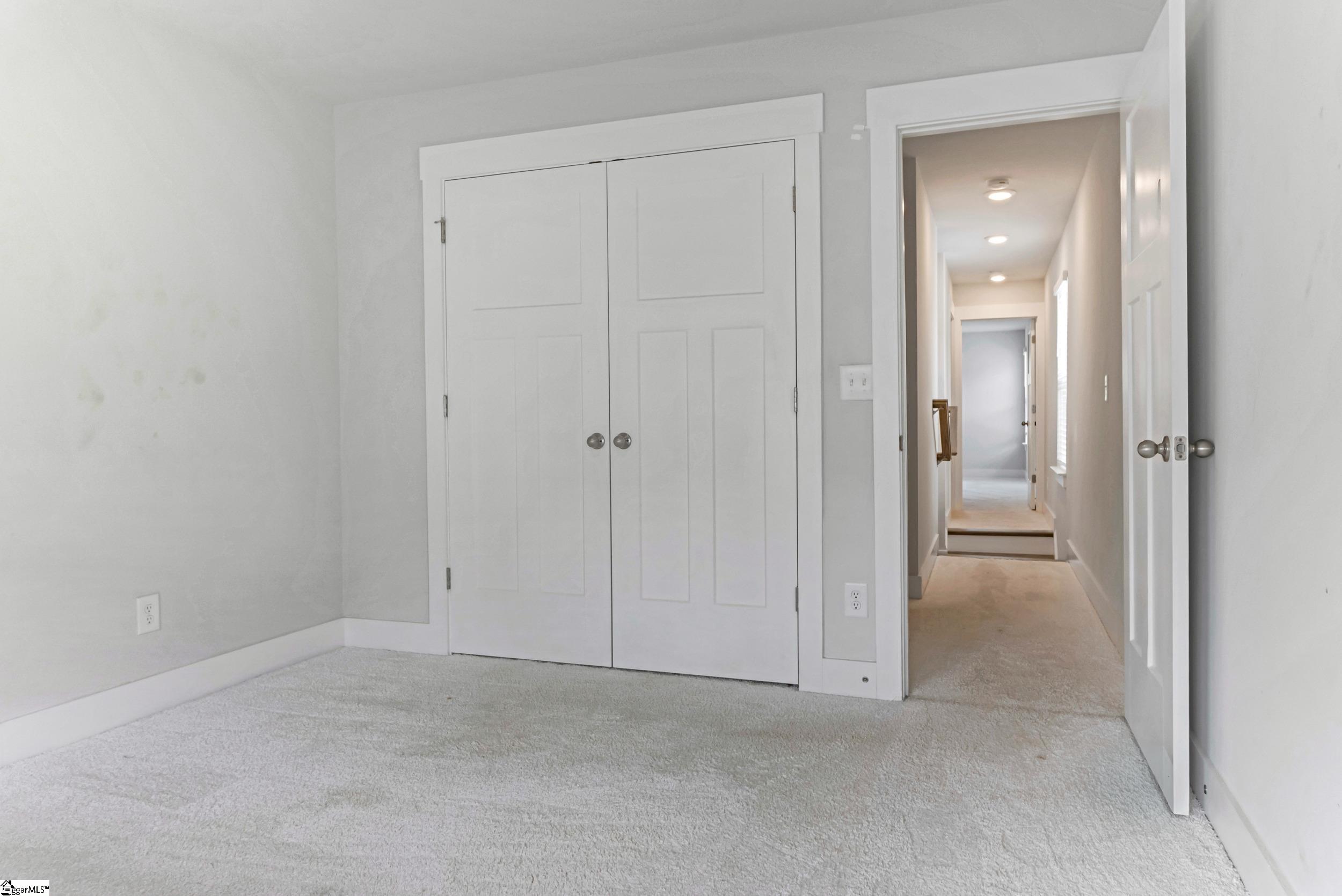 221 Woodhouse Way Greenville, SC 29605
