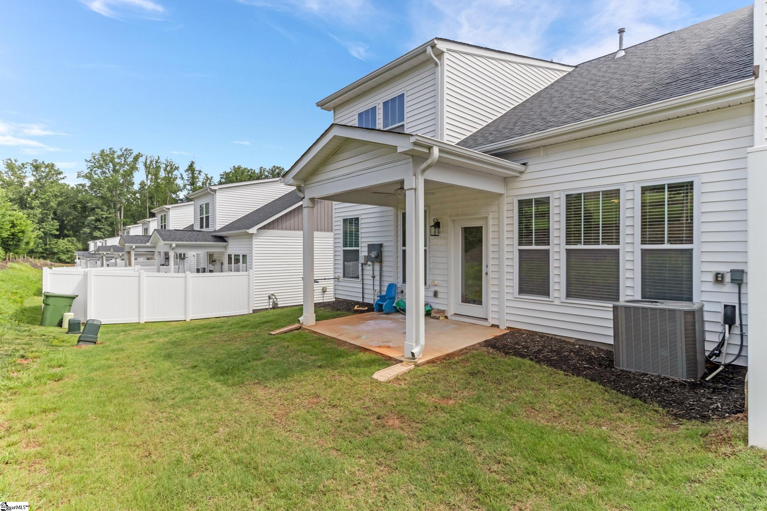 221 Woodhouse Way Greenville, SC 29605