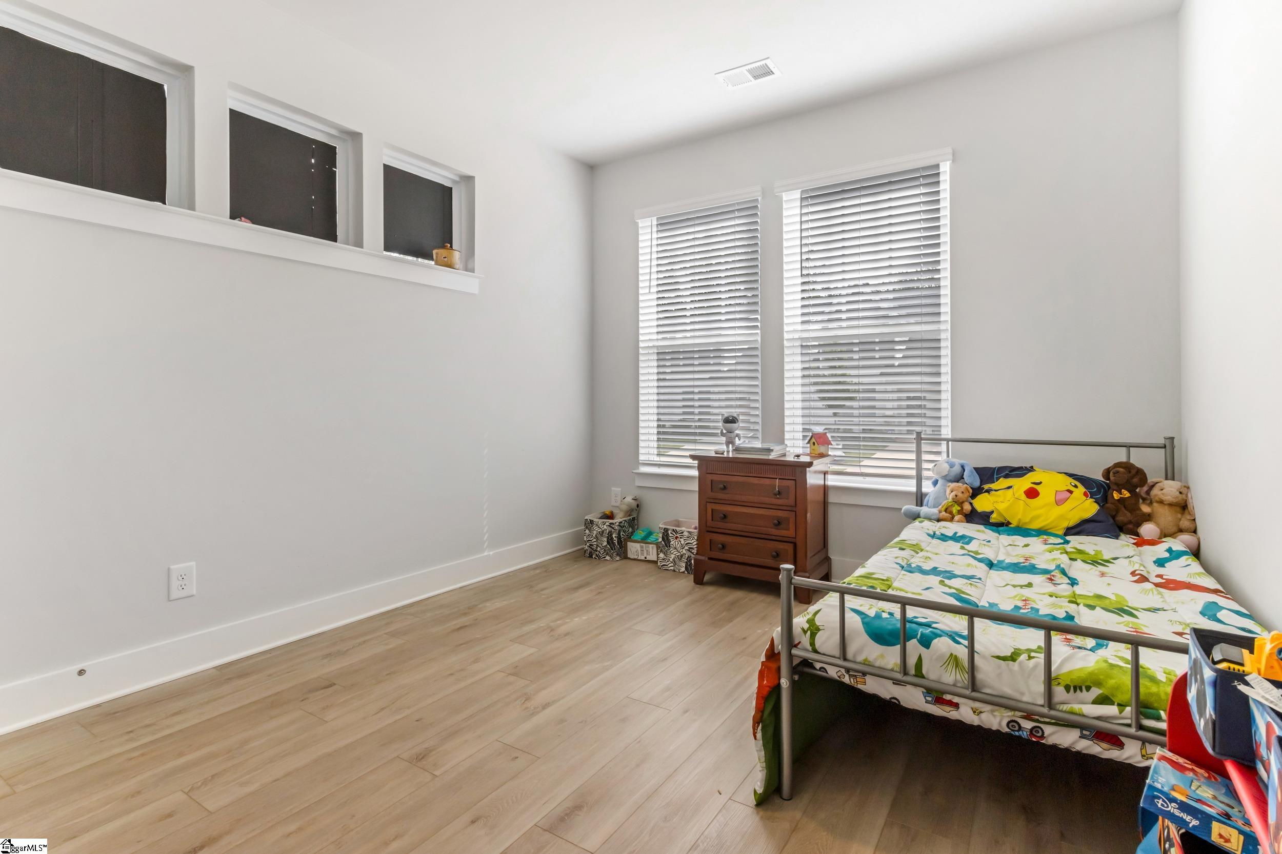 221 Woodhouse Way Greenville, SC 29605