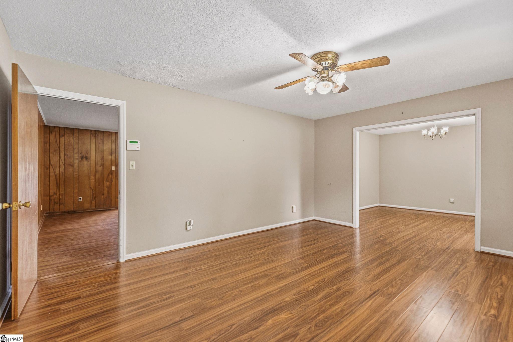 202 Flatwood Road Spartanburg, SC 29303