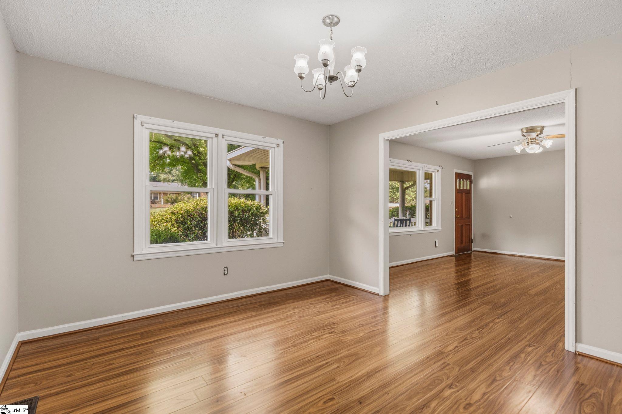 202 Flatwood Road Spartanburg, SC 29303