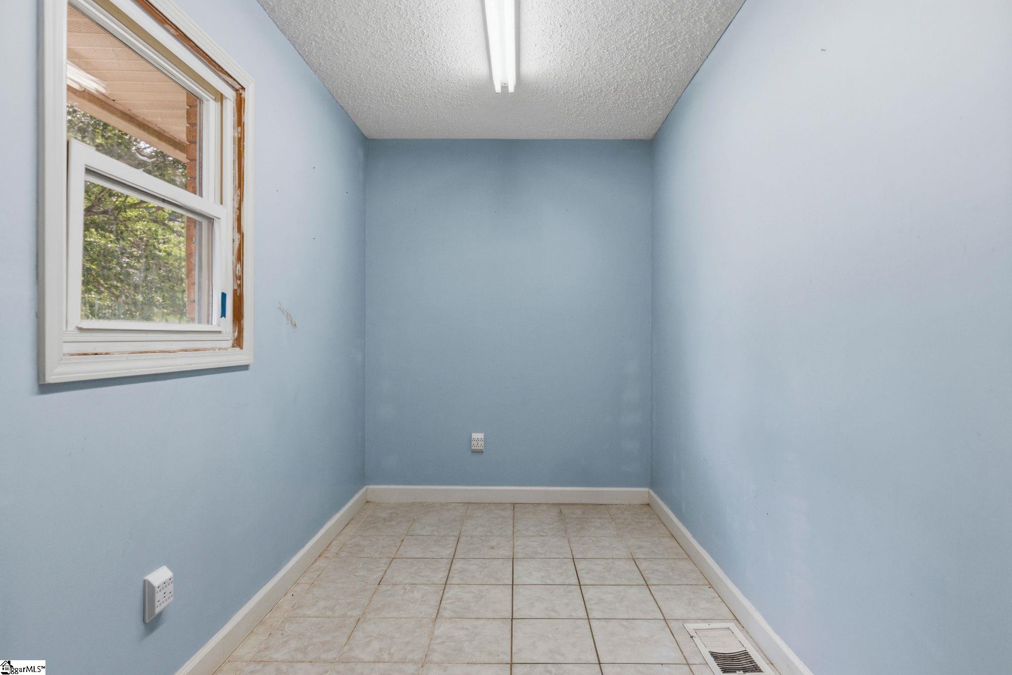202 Flatwood Road Spartanburg, SC 29303