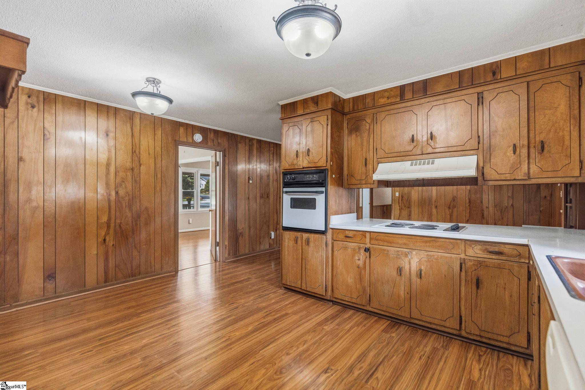 202 Flatwood Road Spartanburg, SC 29303