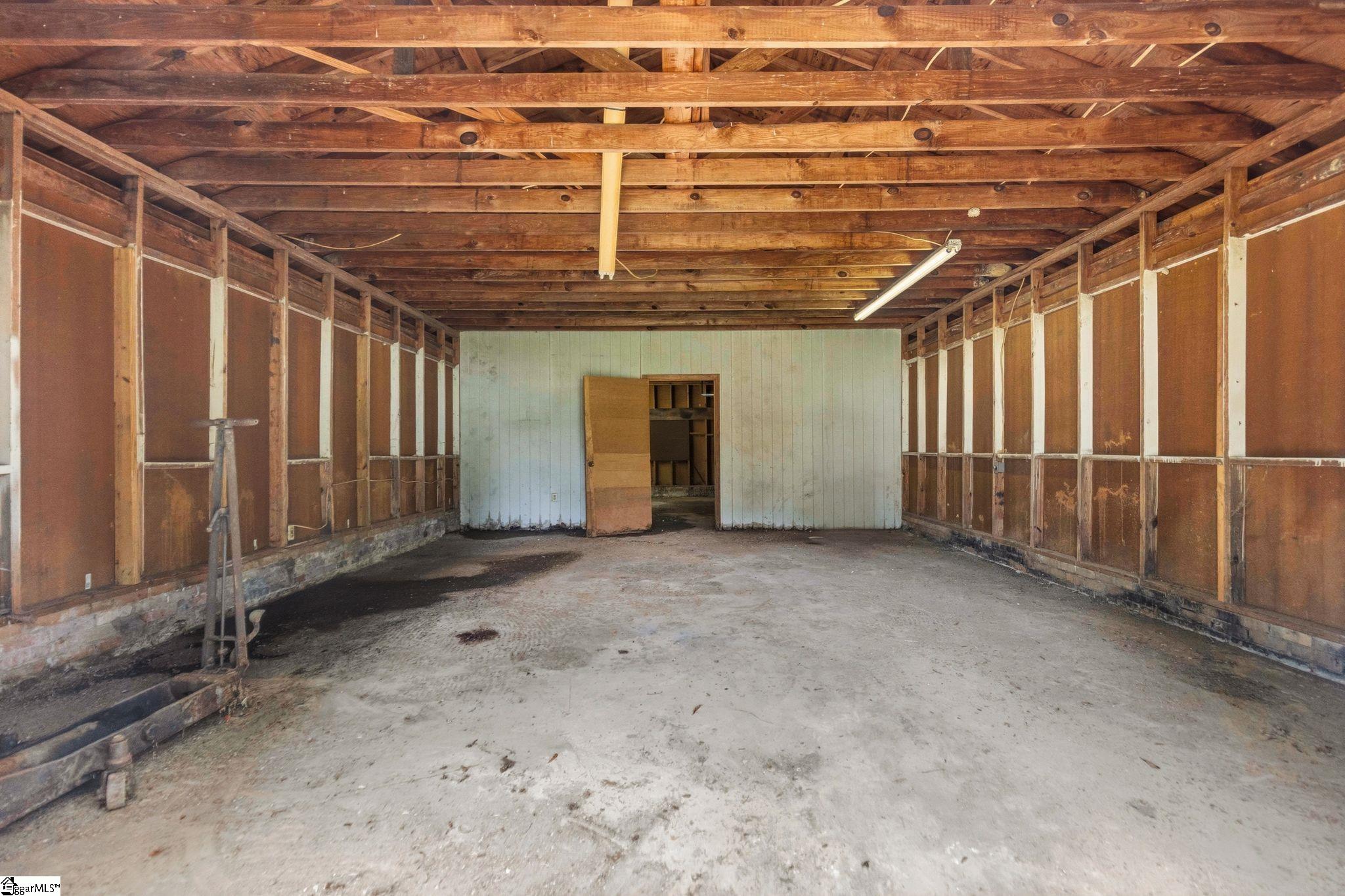 202 Flatwood Road Spartanburg, SC 29303