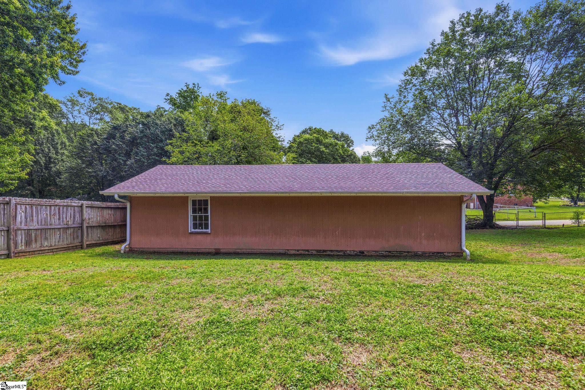 202 Flatwood Road Spartanburg, SC 29303