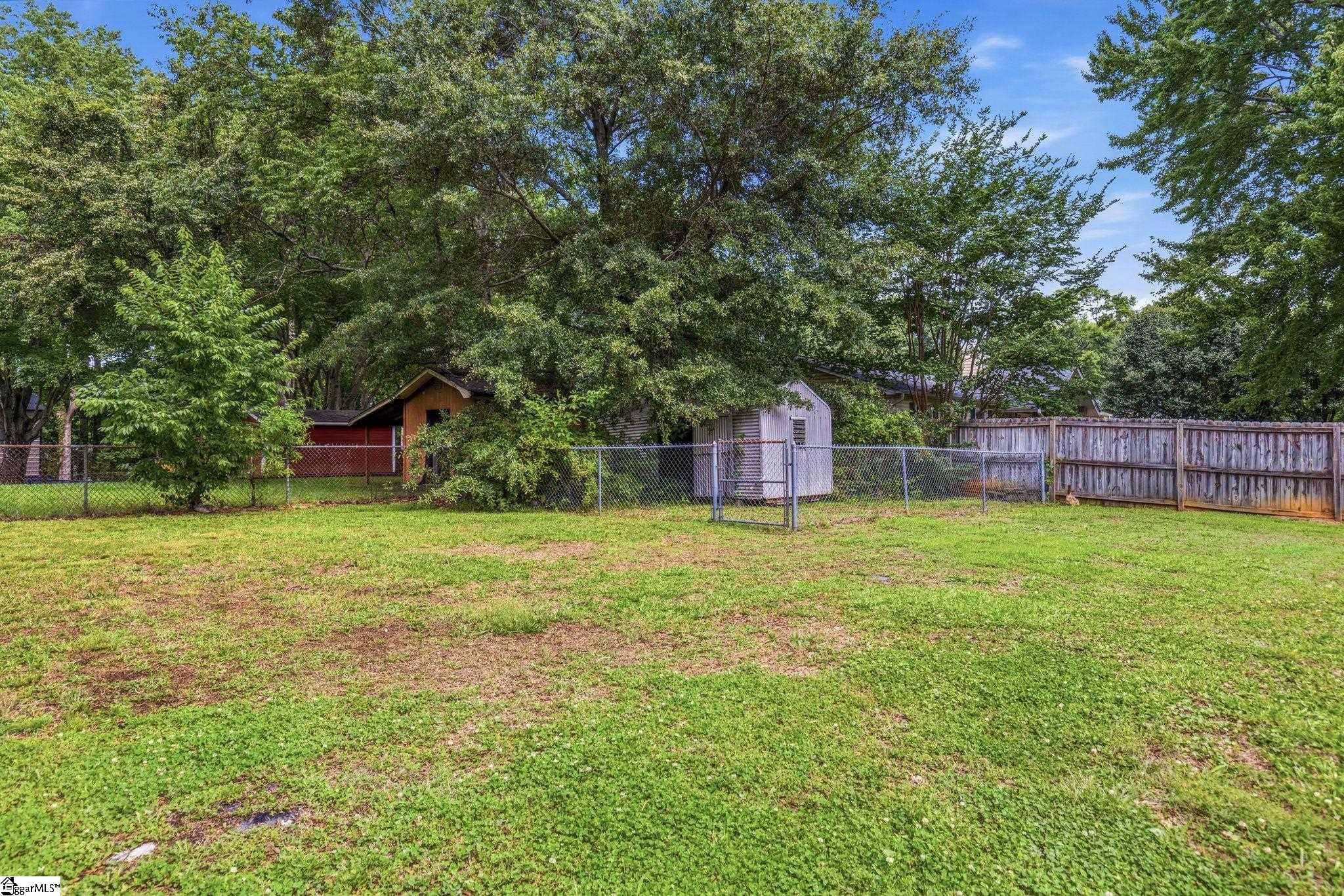 202 Flatwood Road Spartanburg, SC 29303