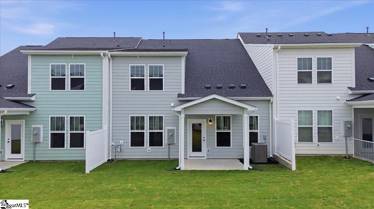 421 Crestcreek Drive Anderson, SC 29621