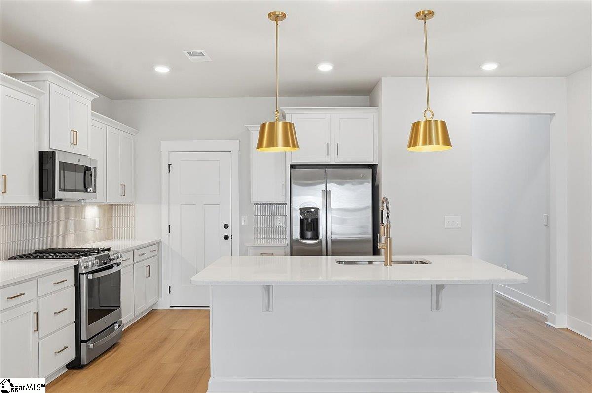 421 Crestcreek Drive Anderson, SC 29621