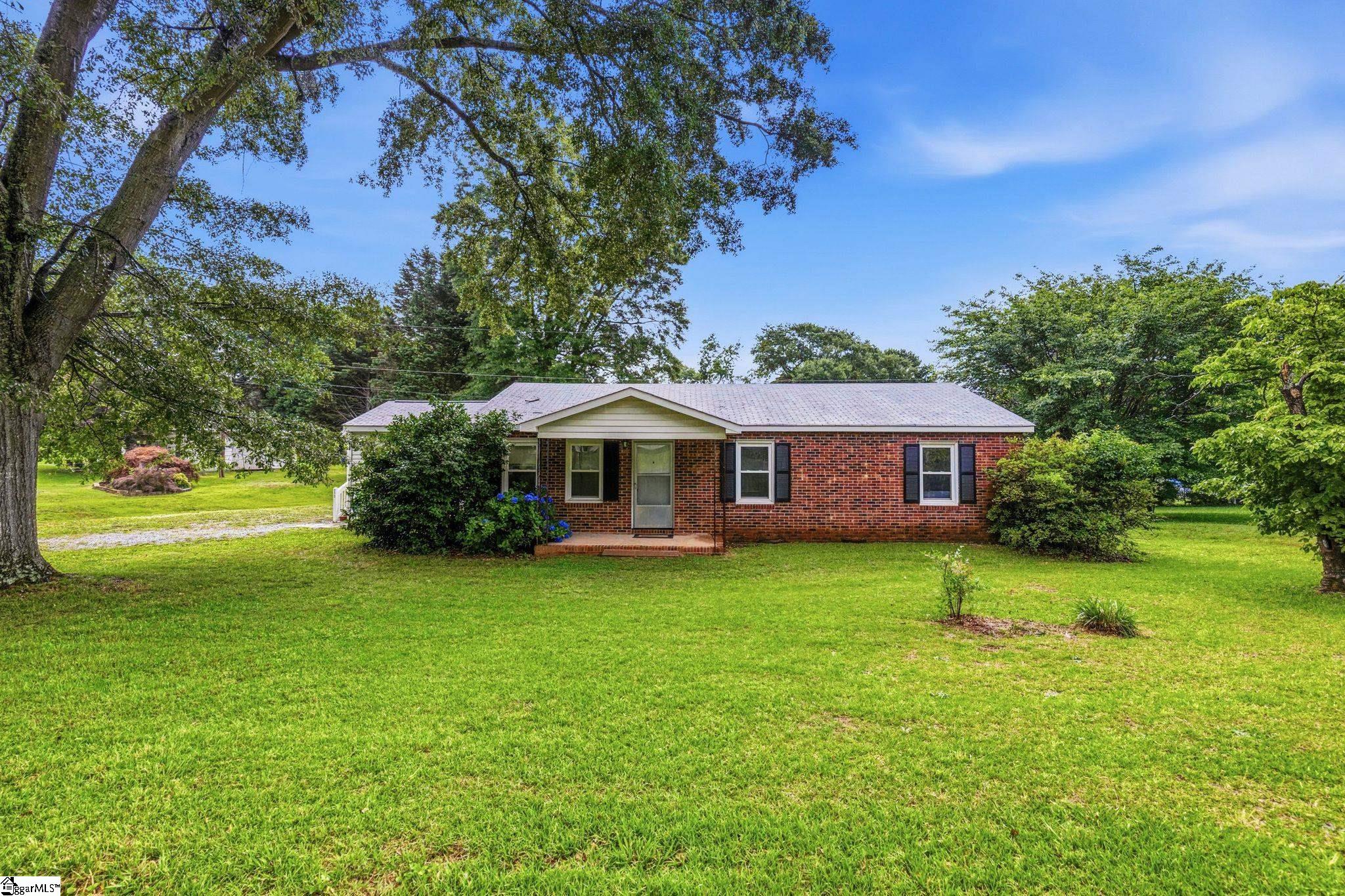 112 E Court Drive Chesnee, SC 29323