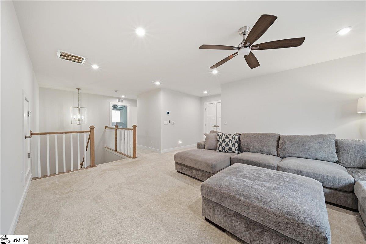 132 Dunroyal Road Fountain Inn, SC 29644