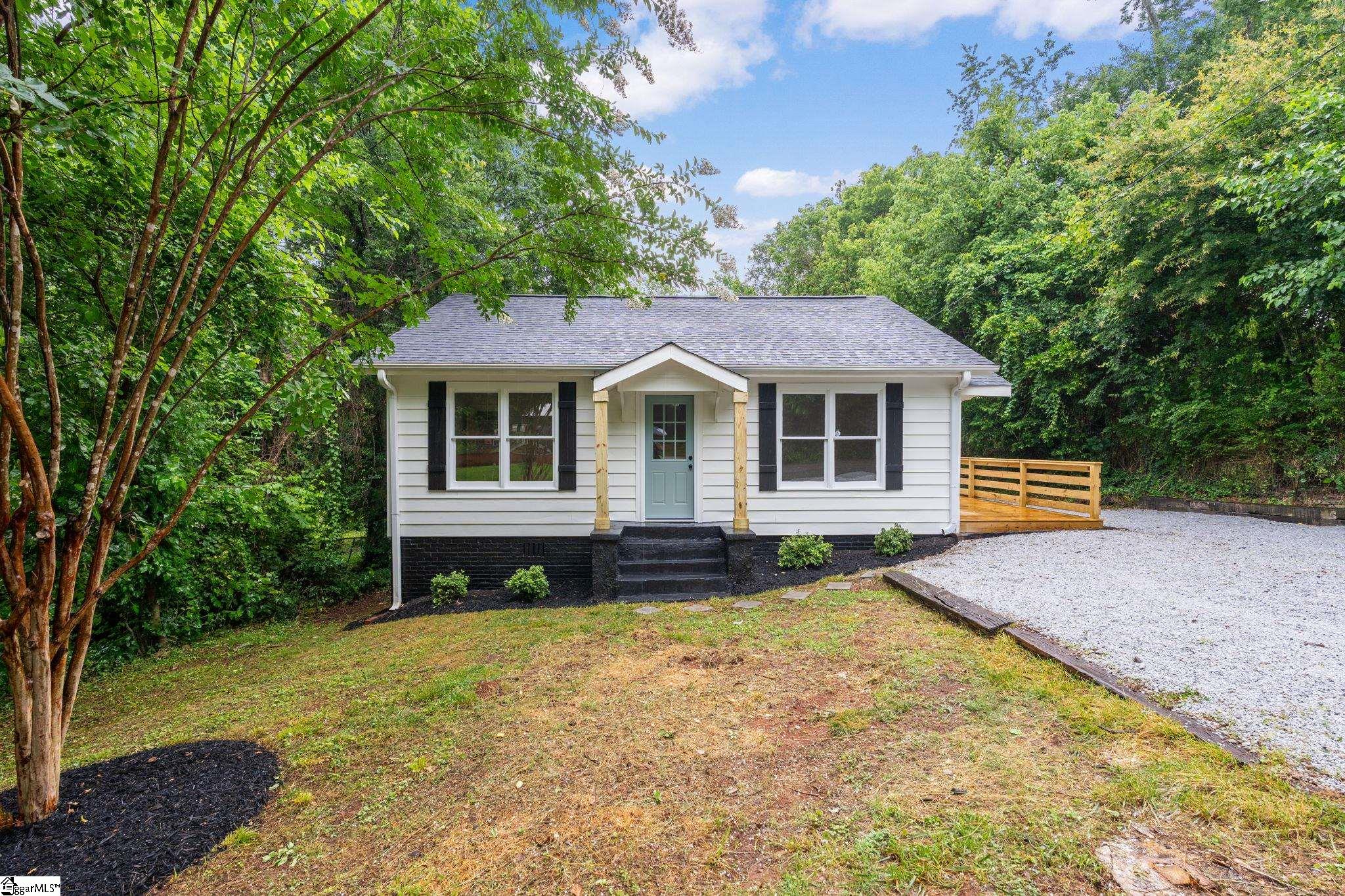 102 Aladdin Street Greenville, SC 29609