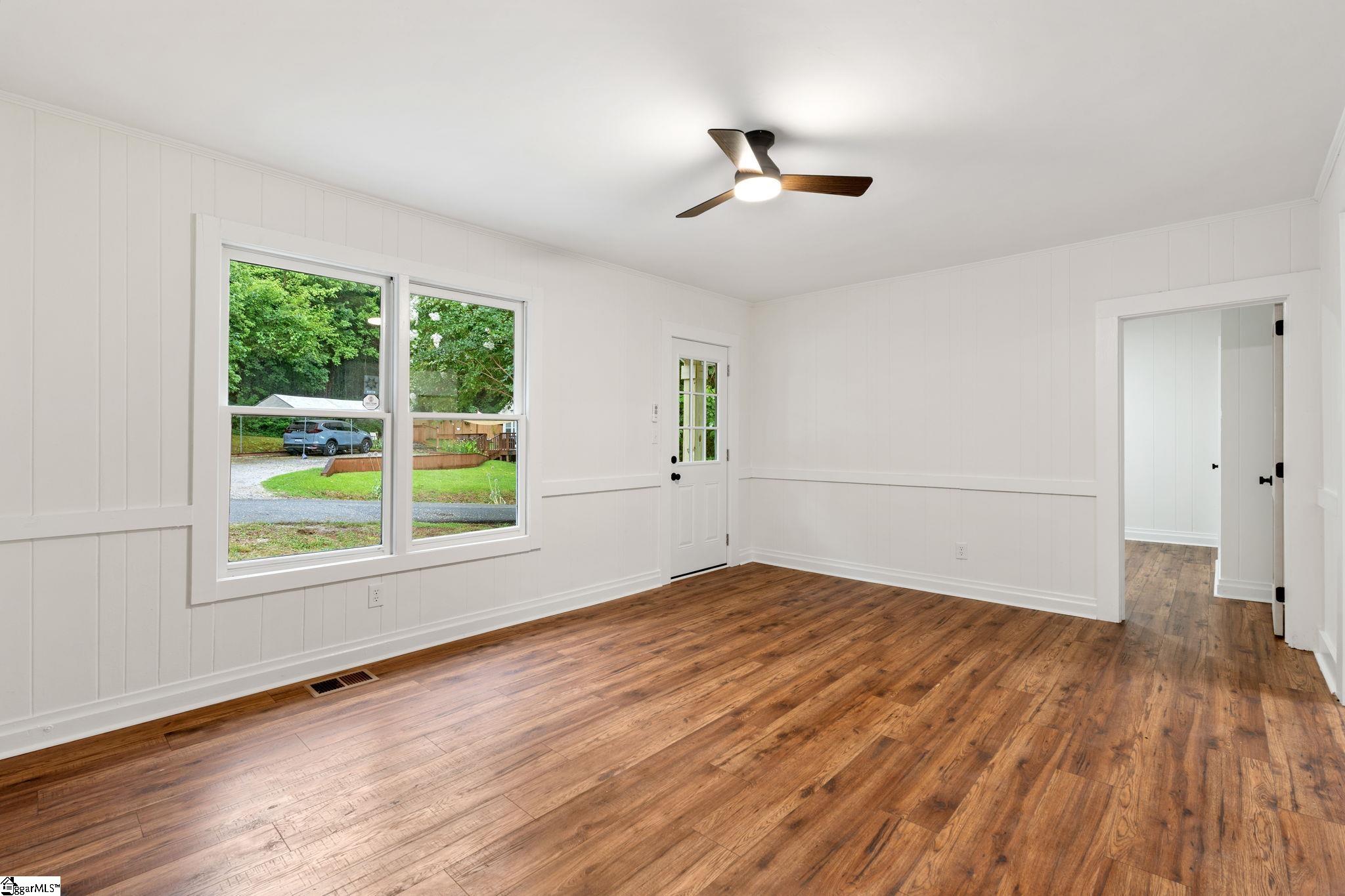 102 Aladdin Street Greenville, SC 29609