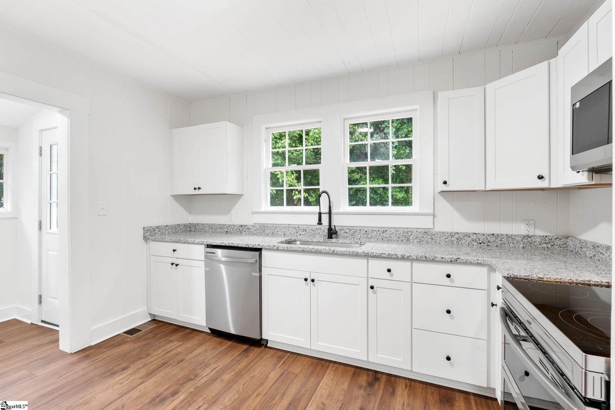 102 Aladdin Street Greenville, SC 29609