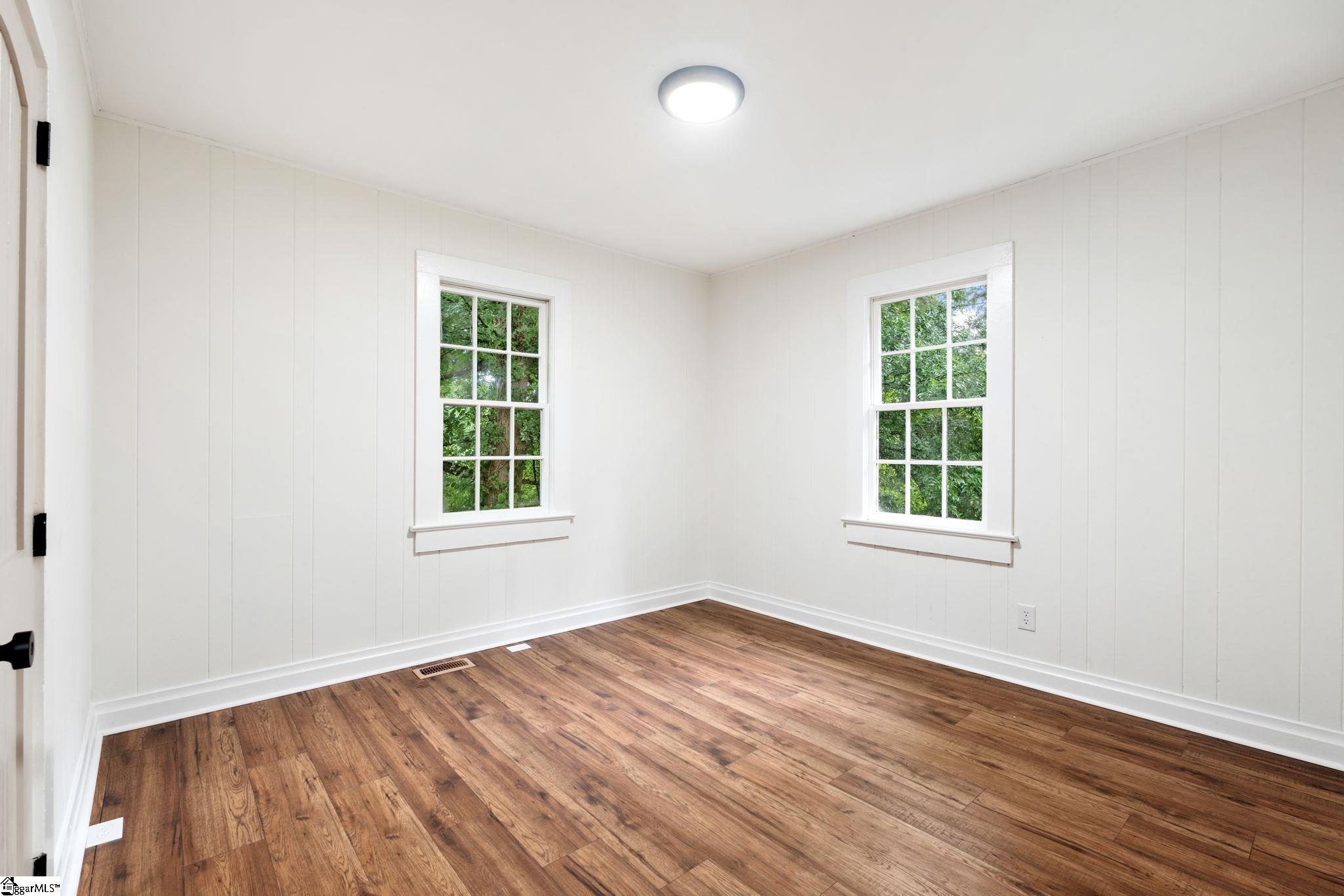 102 Aladdin Street Greenville, SC 29609