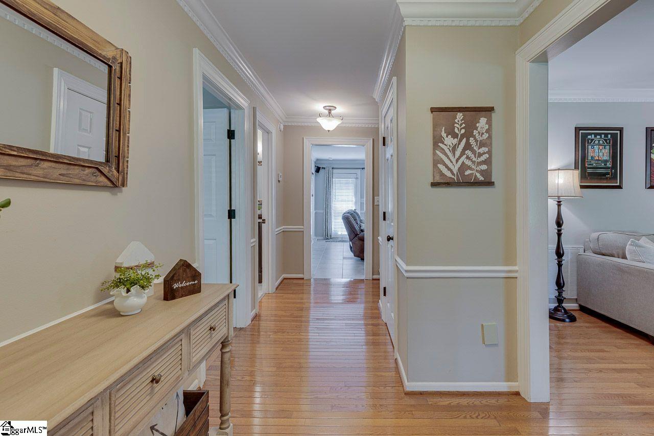 302 Sagramore Lane Simpsonville, SC 29681