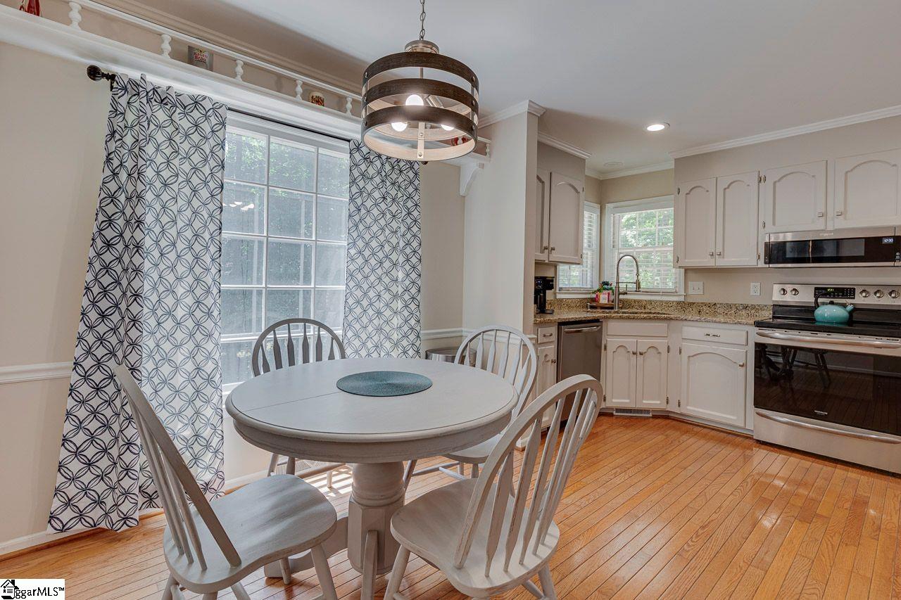 302 Sagramore Lane Simpsonville, SC 29681