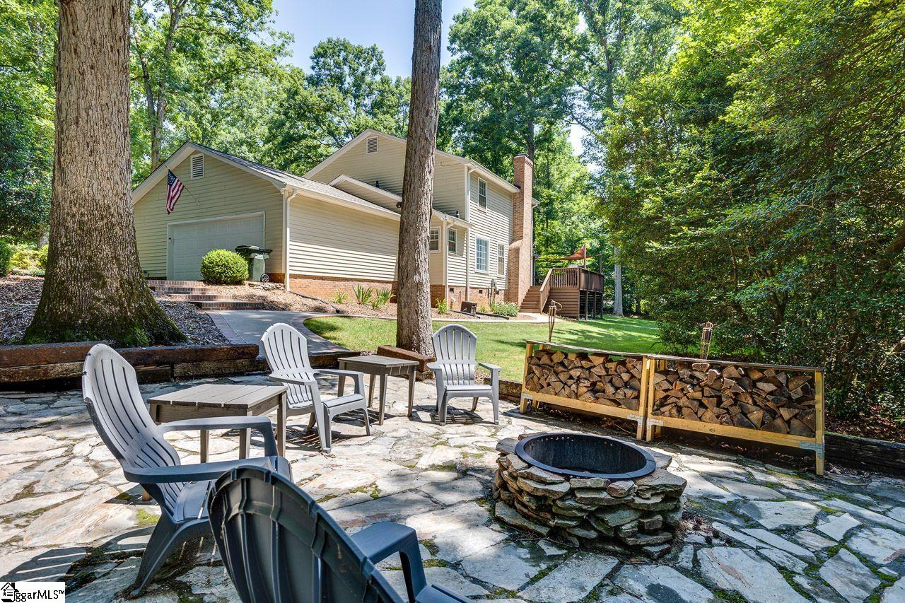 302 Sagramore Lane Simpsonville, SC 29681