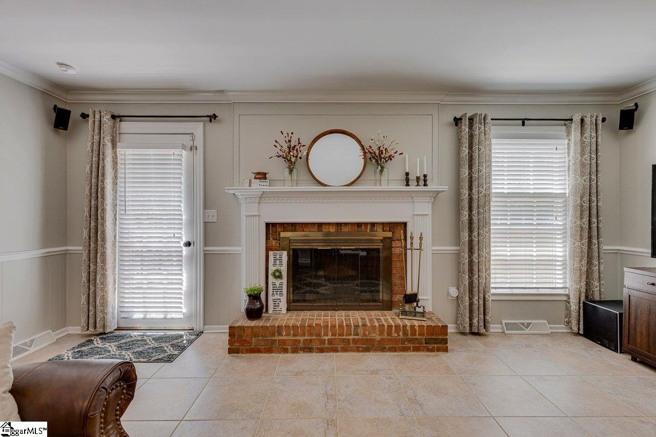 302 Sagramore Lane Simpsonville, SC 29681