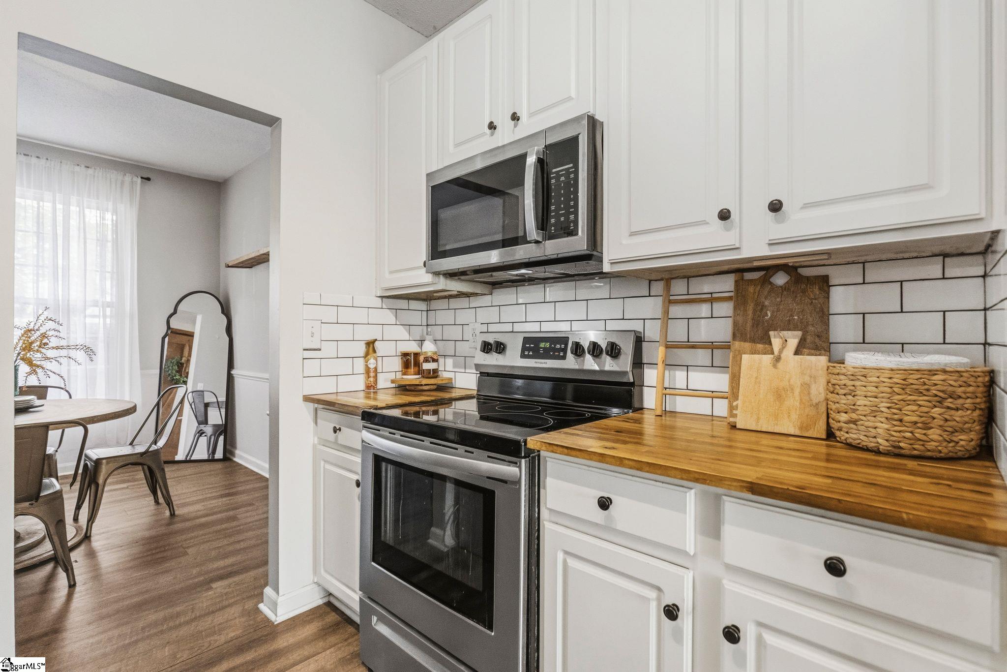 216 Edenberry Way Easley, SC 29642