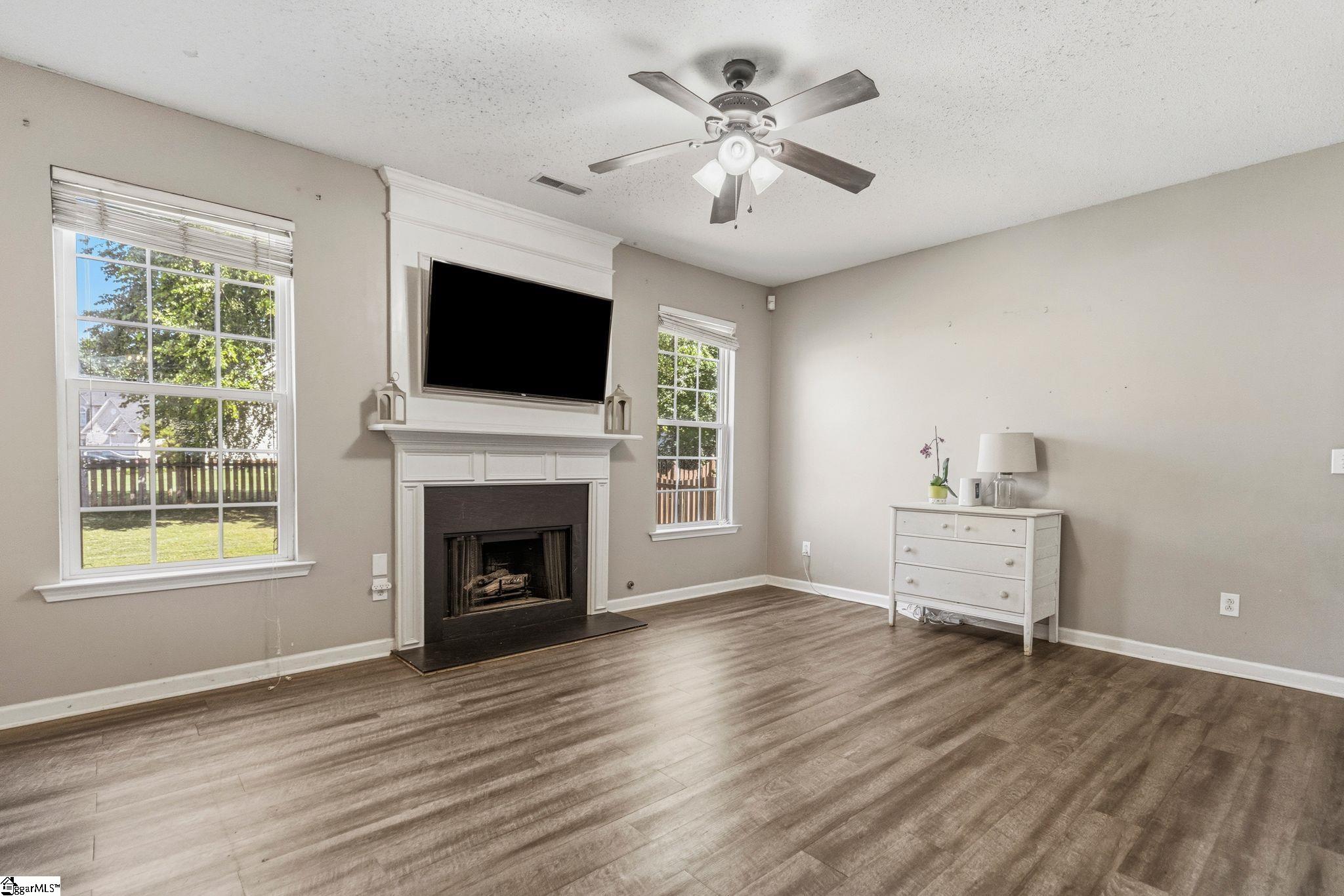 216 Edenberry Way Easley, SC 29642