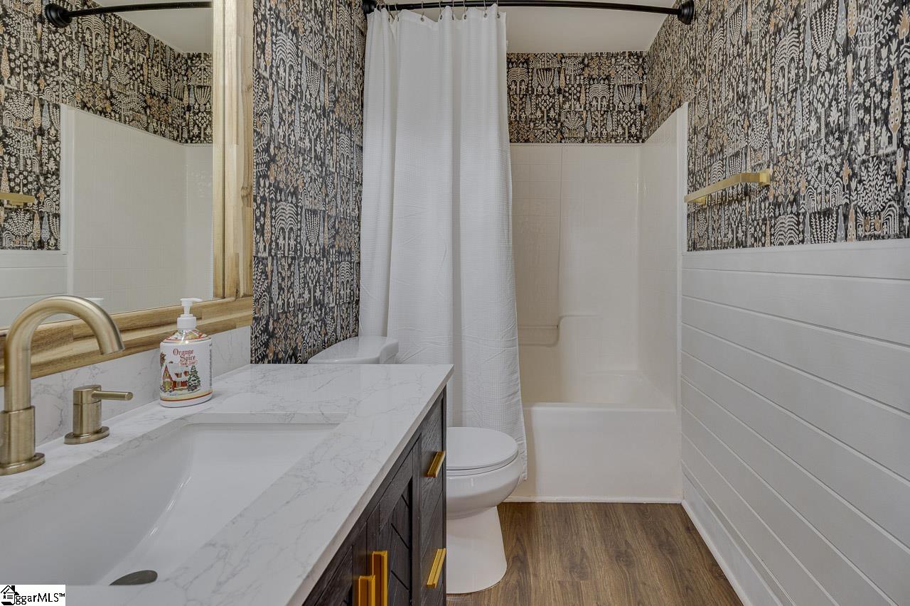 6 Brimfield Court Greenville, SC 29605