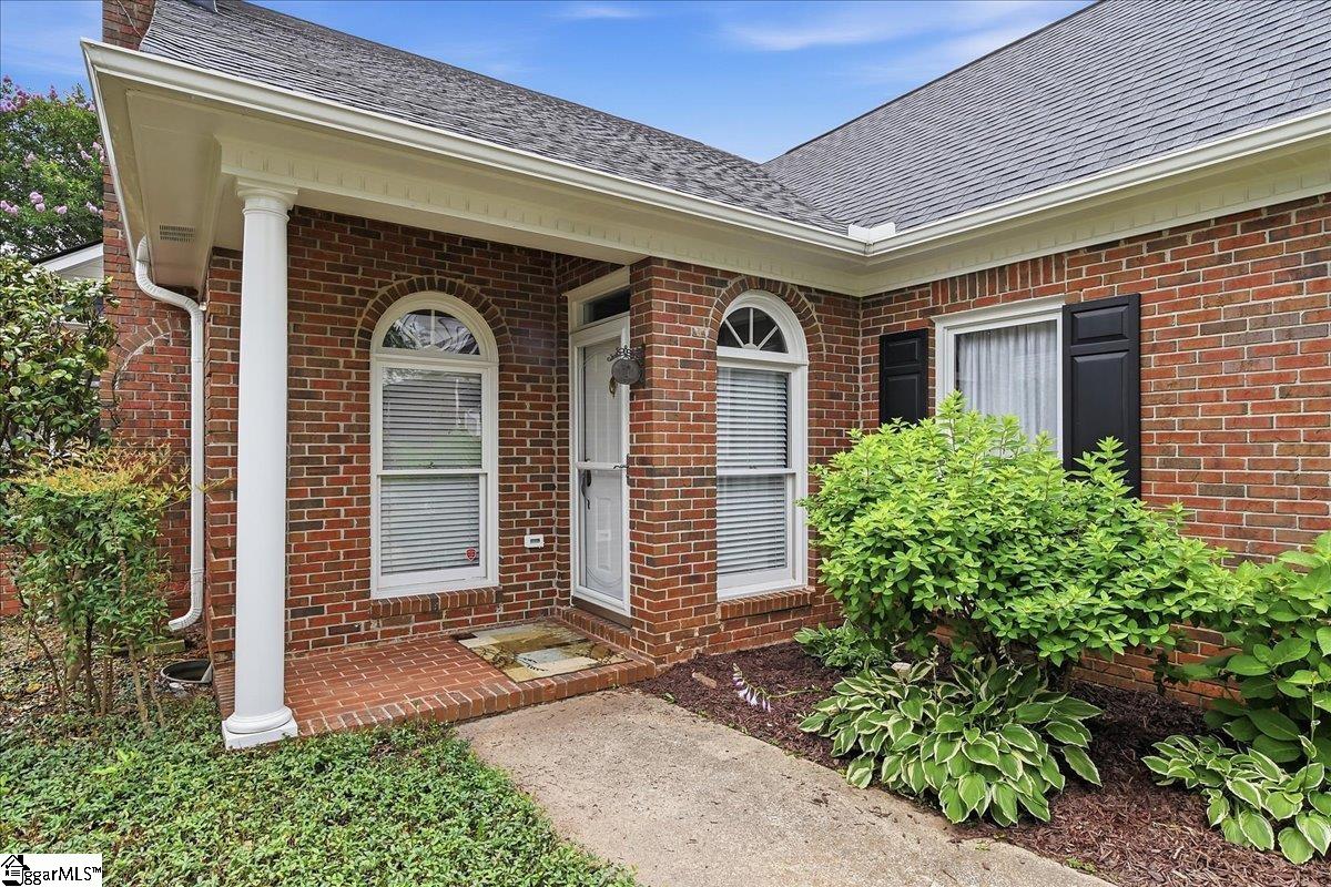 6 Greenview Drive Greenville, SC 29609