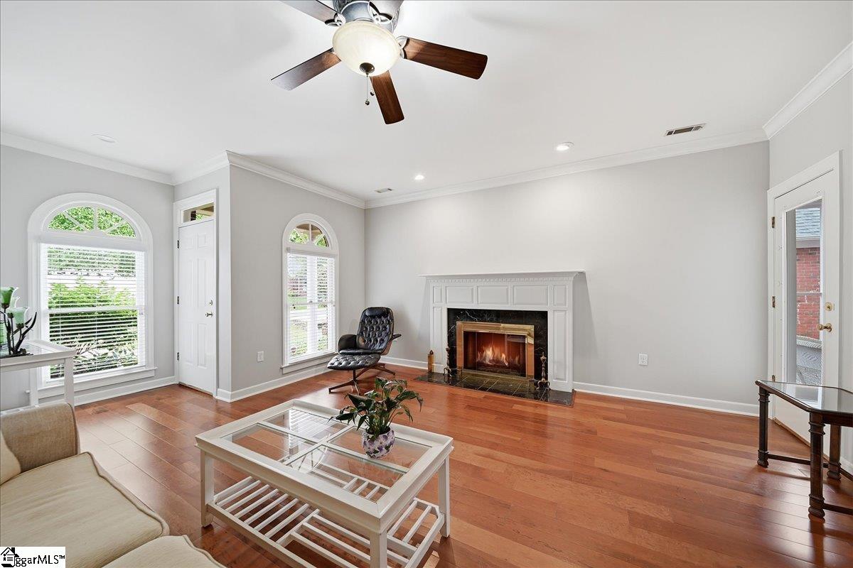 6 Greenview Drive Greenville, SC 29609