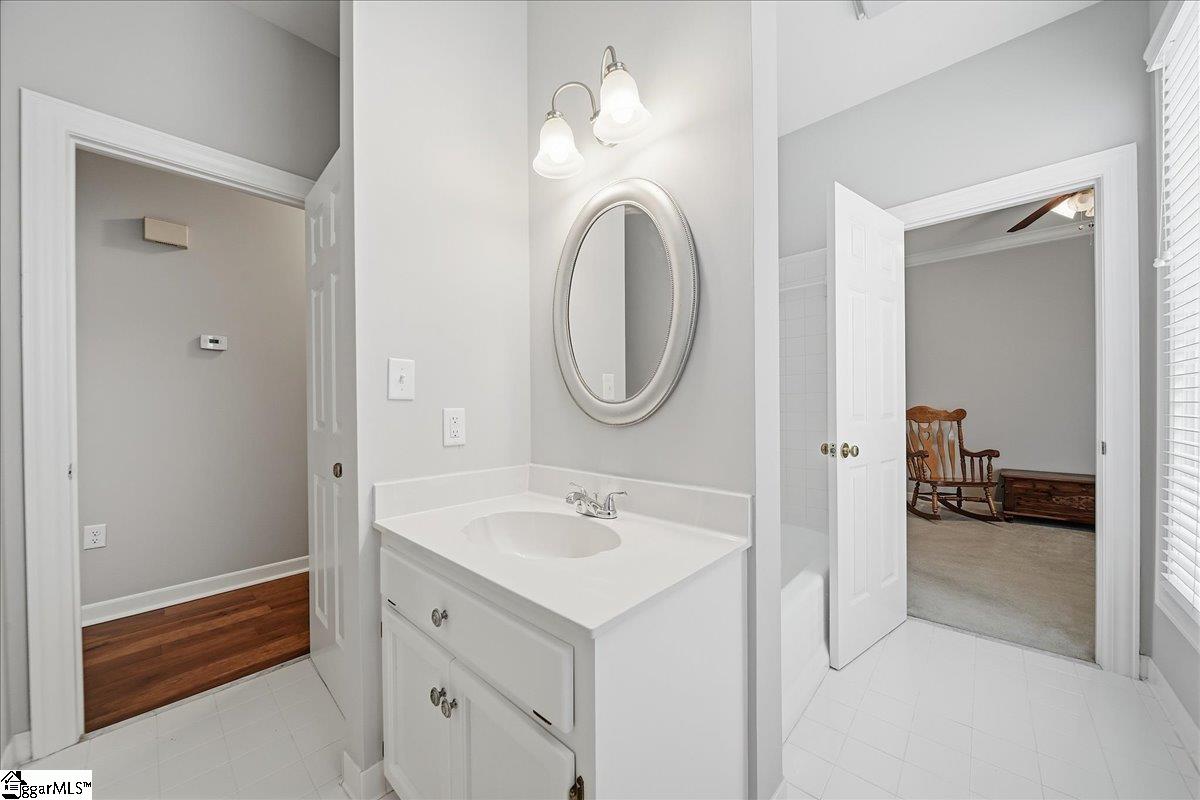 6 Greenview Drive Greenville, SC 29609