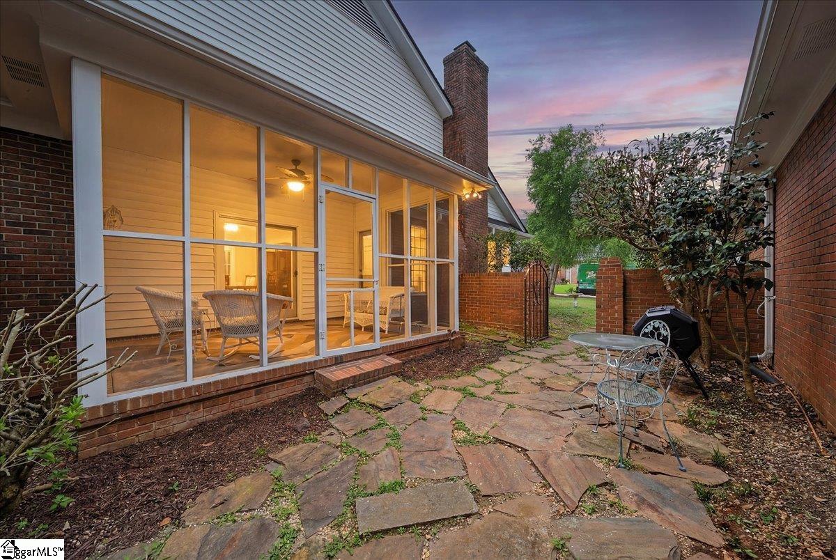 6 Greenview Drive Greenville, SC 29609
