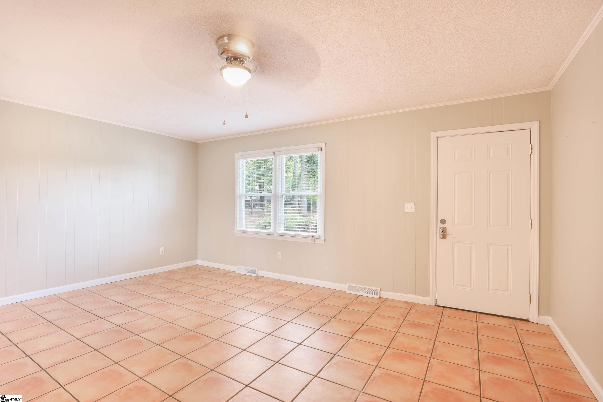 108 Rollingwood Street Central, SC 29630