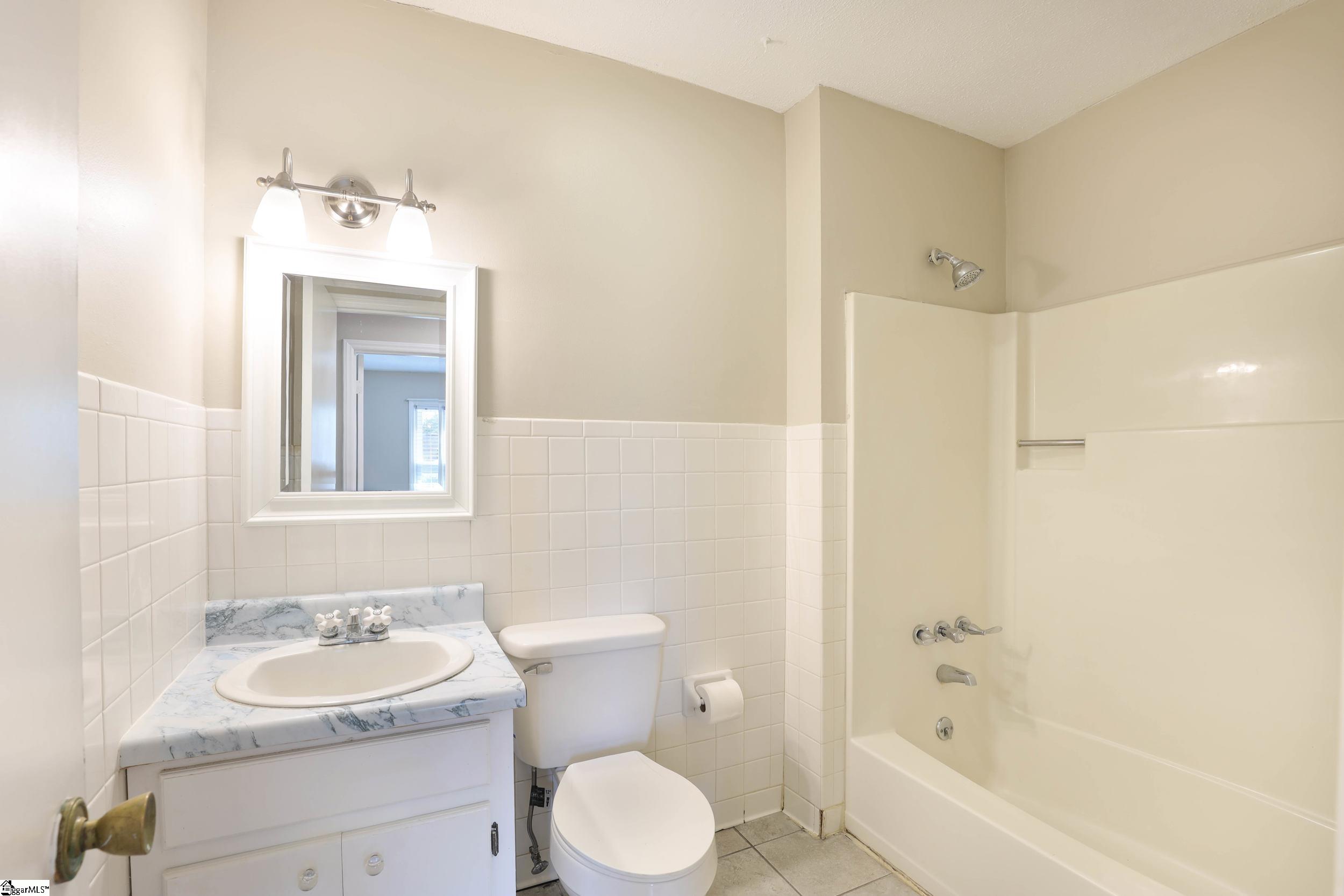 108 Rollingwood Street Central, SC 29630