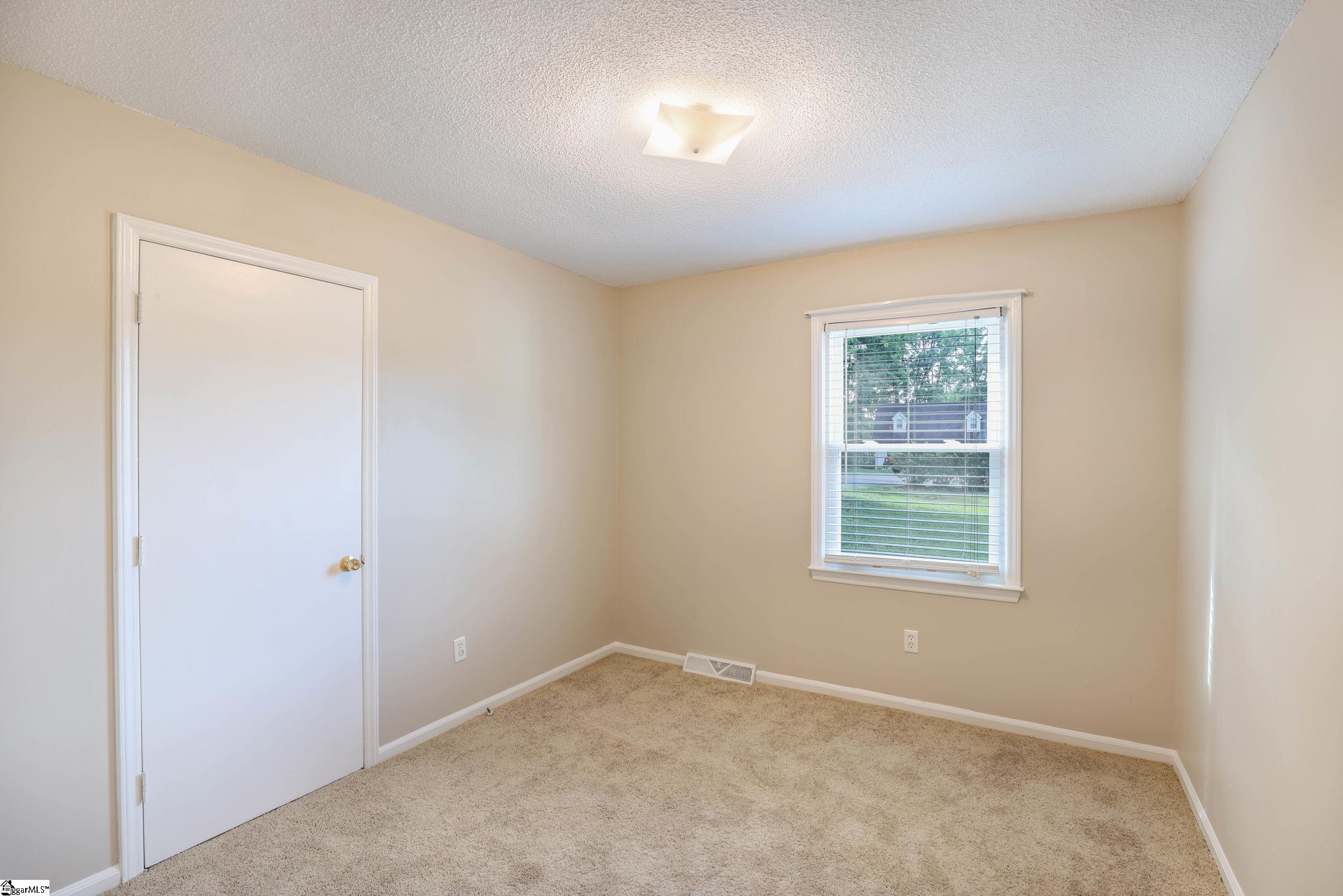 108 Rollingwood Street Central, SC 29630