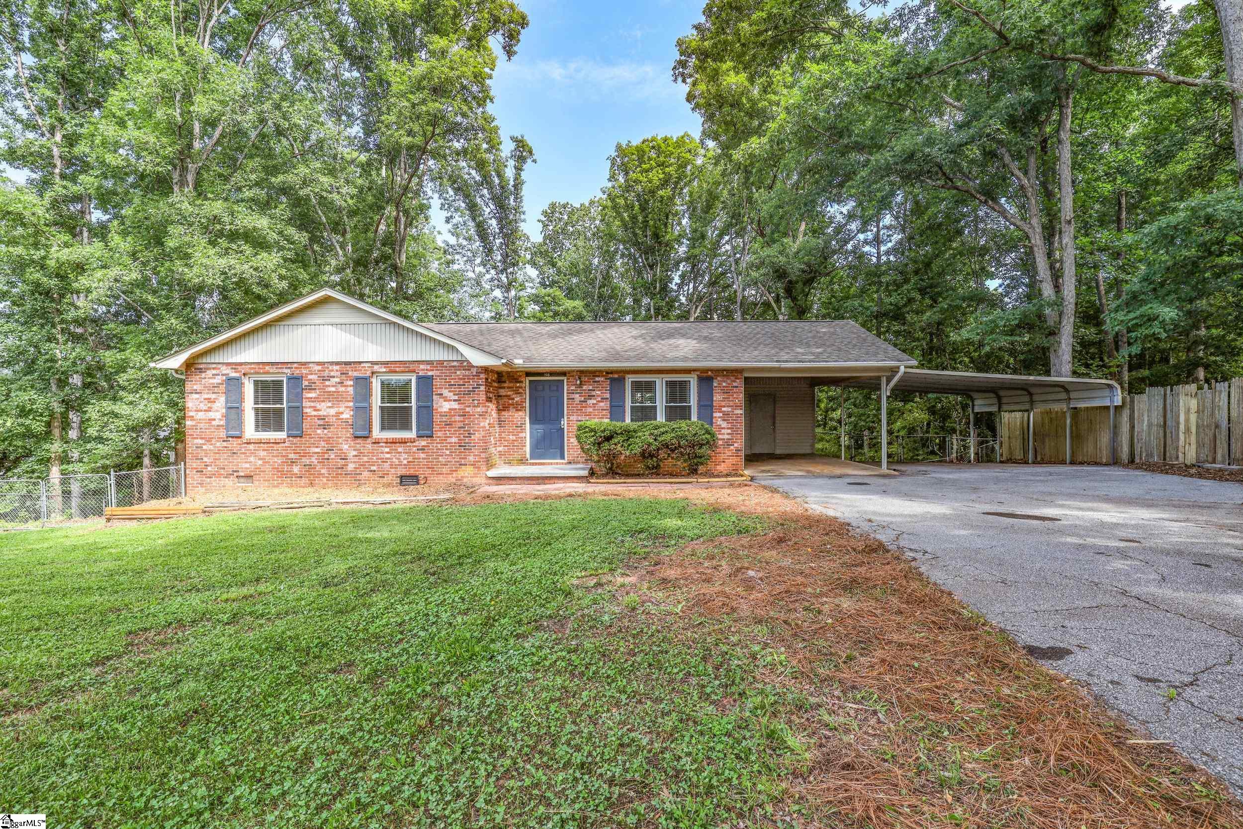 108 Rollingwood Street Central, SC 29630