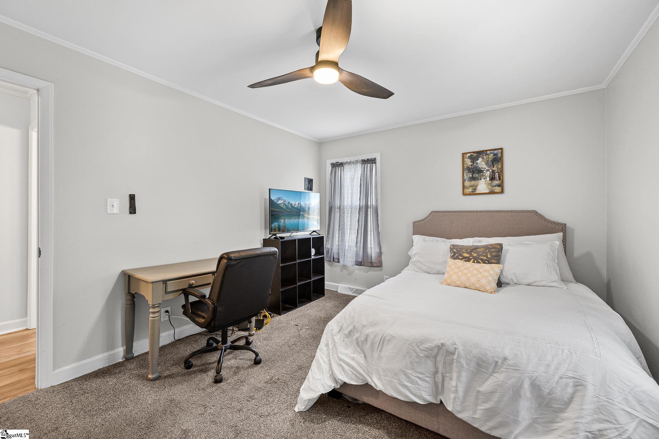 208 Pinewood Drive Taylors, SC 29687