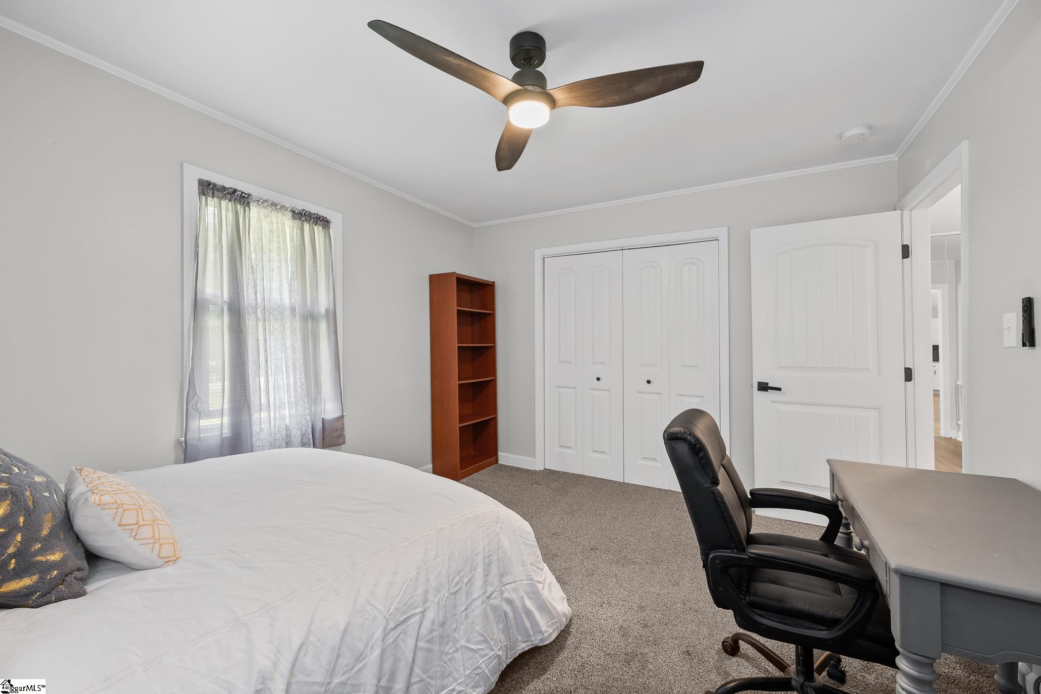 208 Pinewood Drive Taylors, SC 29687