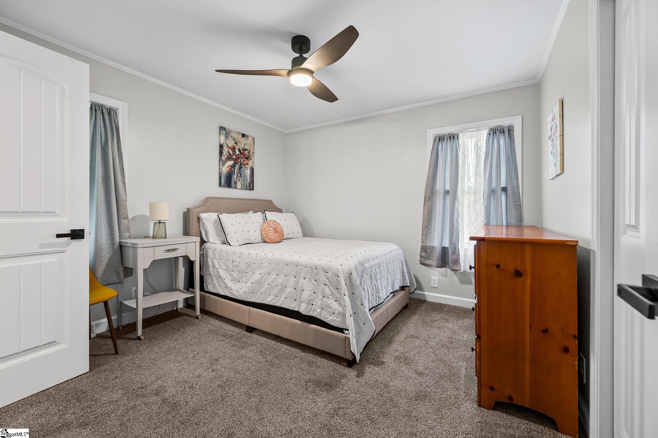 208 Pinewood Drive Taylors, SC 29687