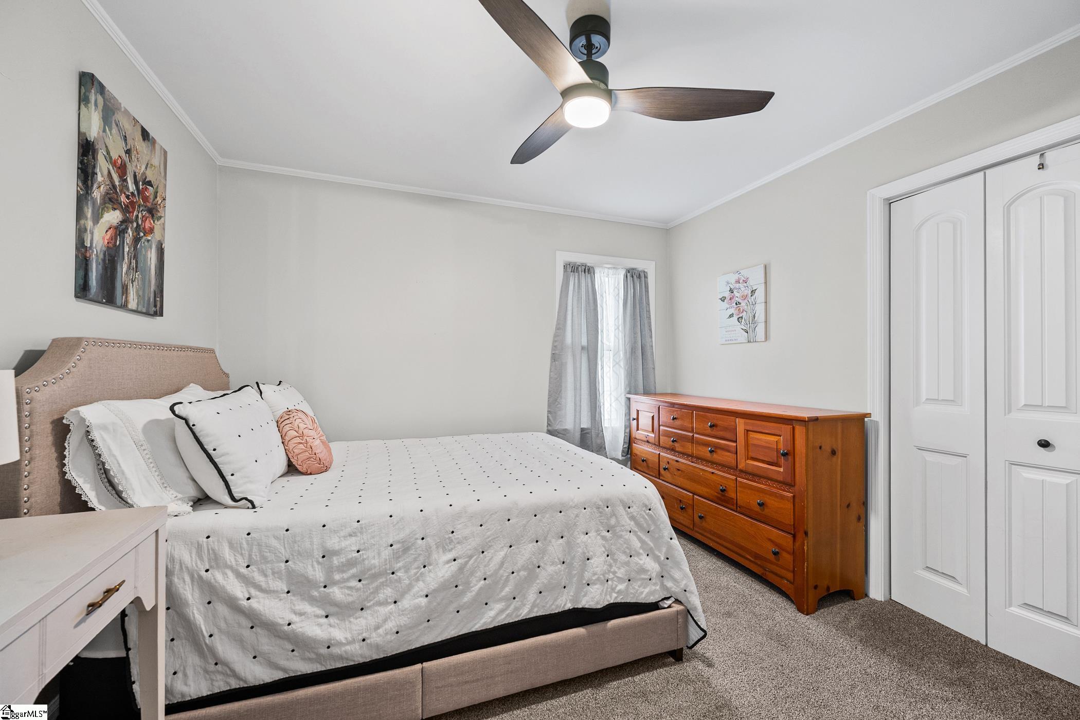 208 Pinewood Drive Taylors, SC 29687