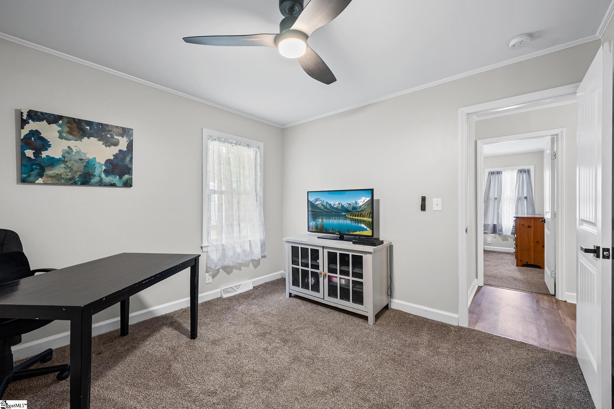 208 Pinewood Drive Taylors, SC 29687