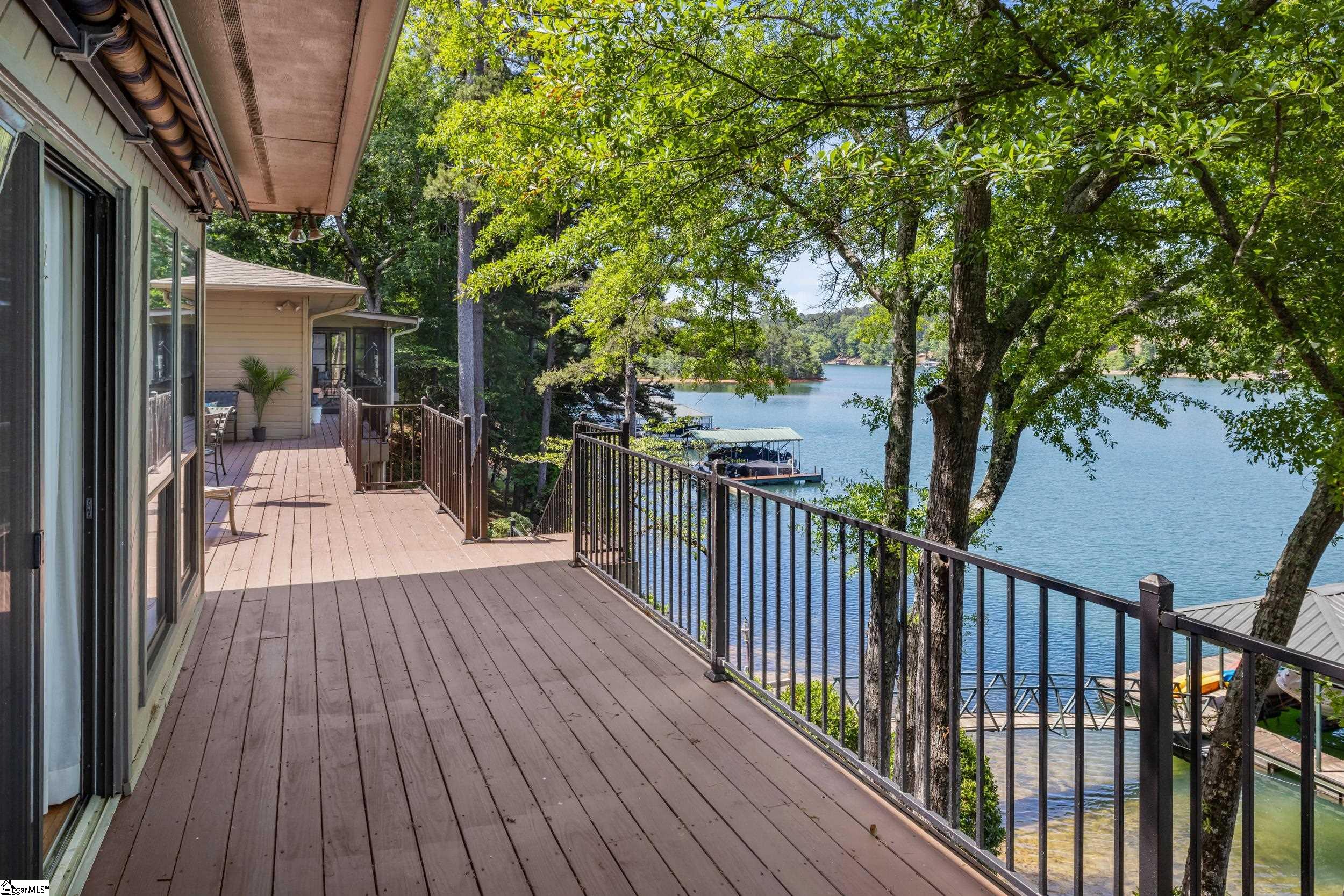 5 Lighthouse Court Salem, SC 29676