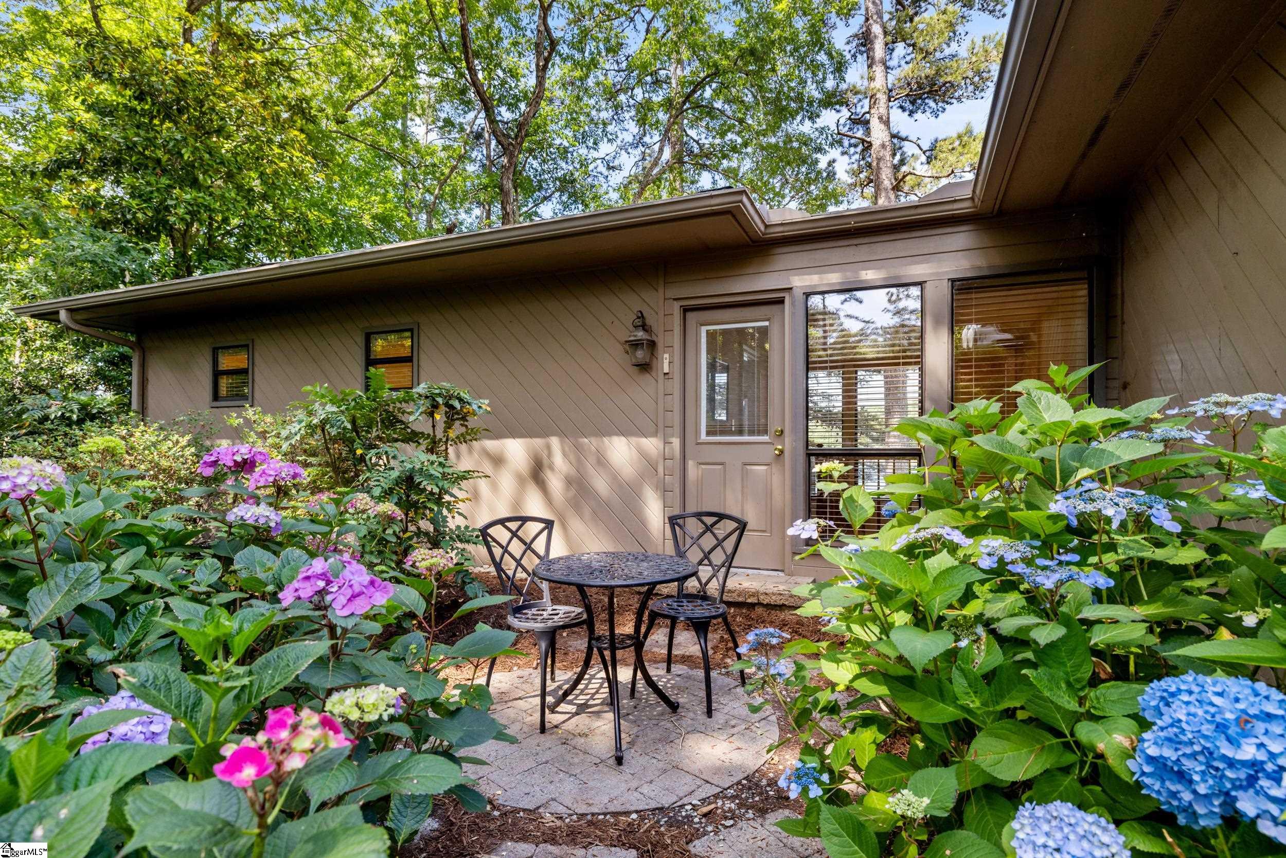 5 Lighthouse Court Salem, SC 29676