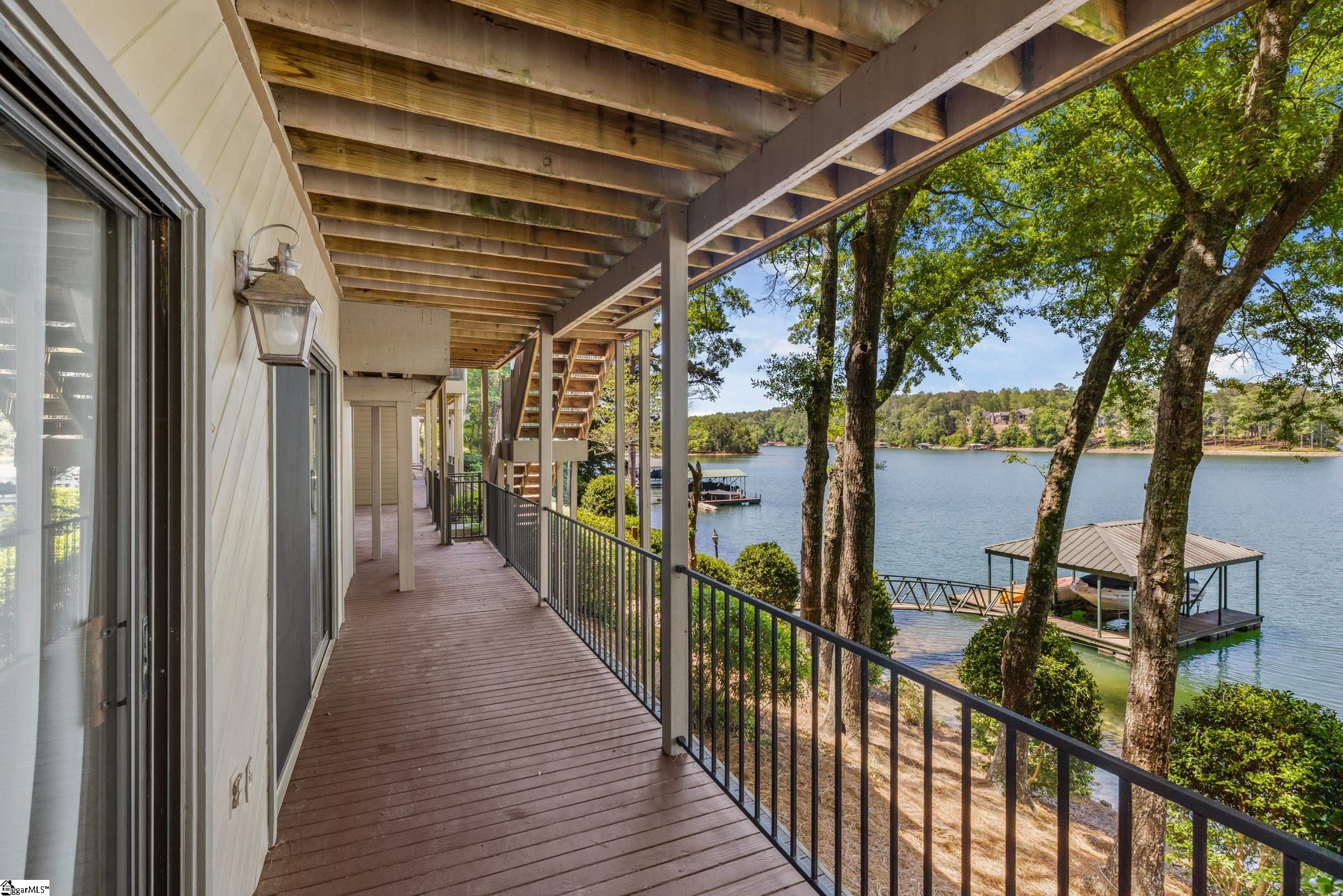 5 Lighthouse Court Salem, SC 29676