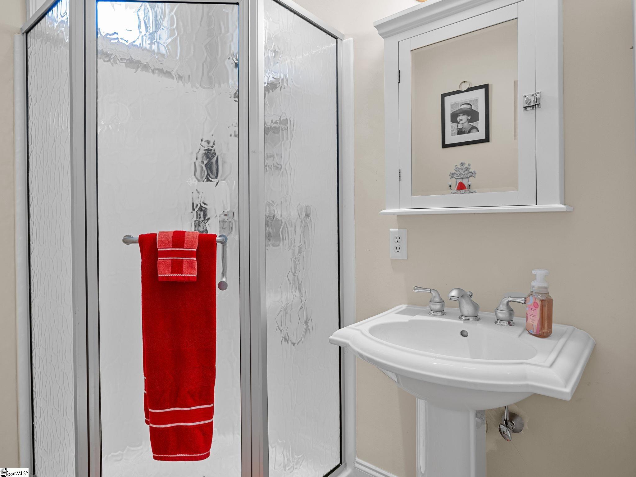 204 E Caledonia Court Inman, SC 29349