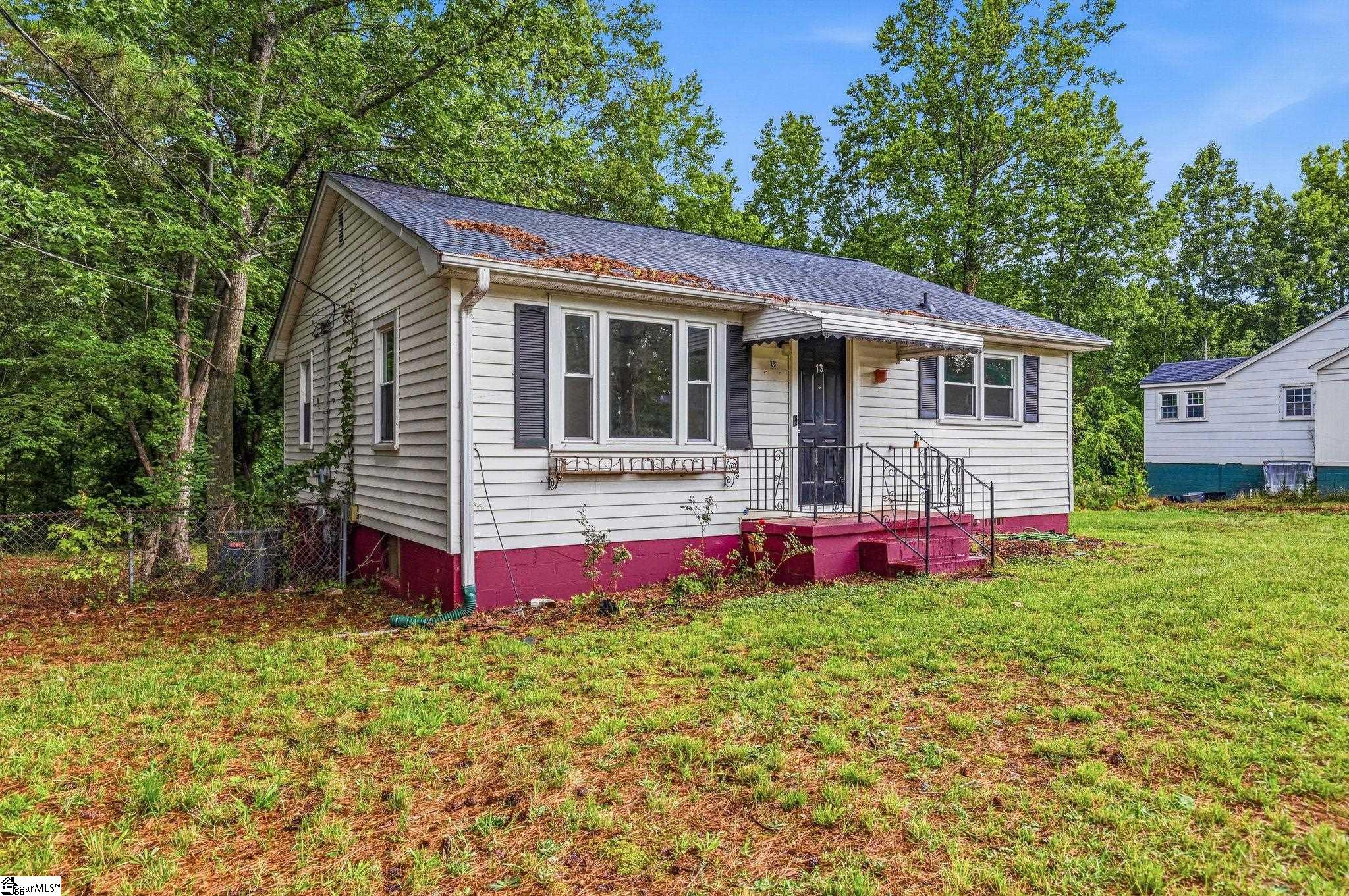 13 Walnut Lane Travelers Rest, SC 29690