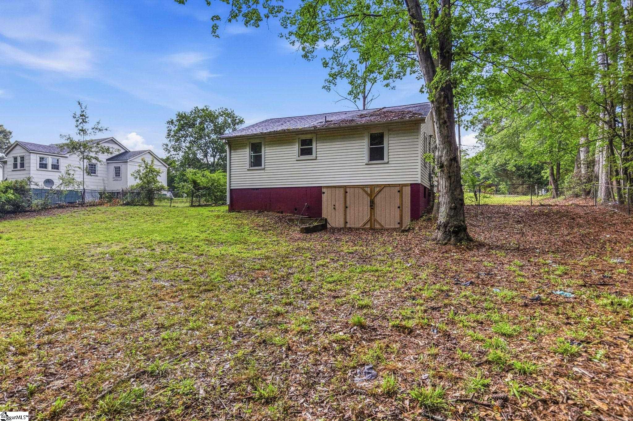 13 Walnut Lane Travelers Rest, SC 29690