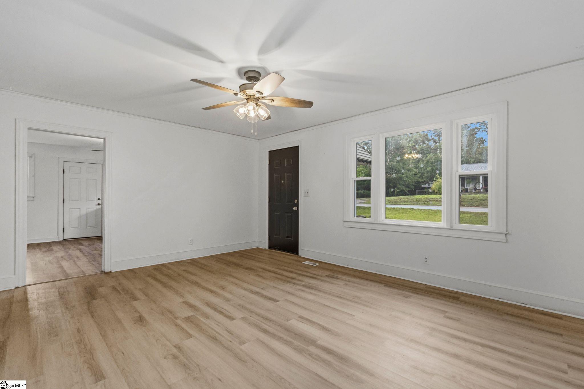 13 Walnut Lane Travelers Rest, SC 29690