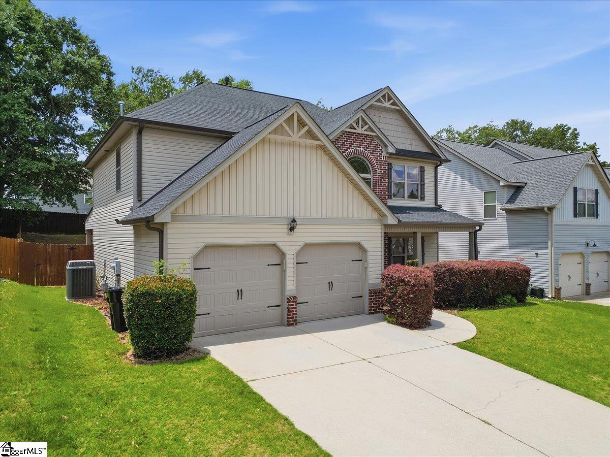 261 Oak Branch Drive Simpsonville, SC 29681