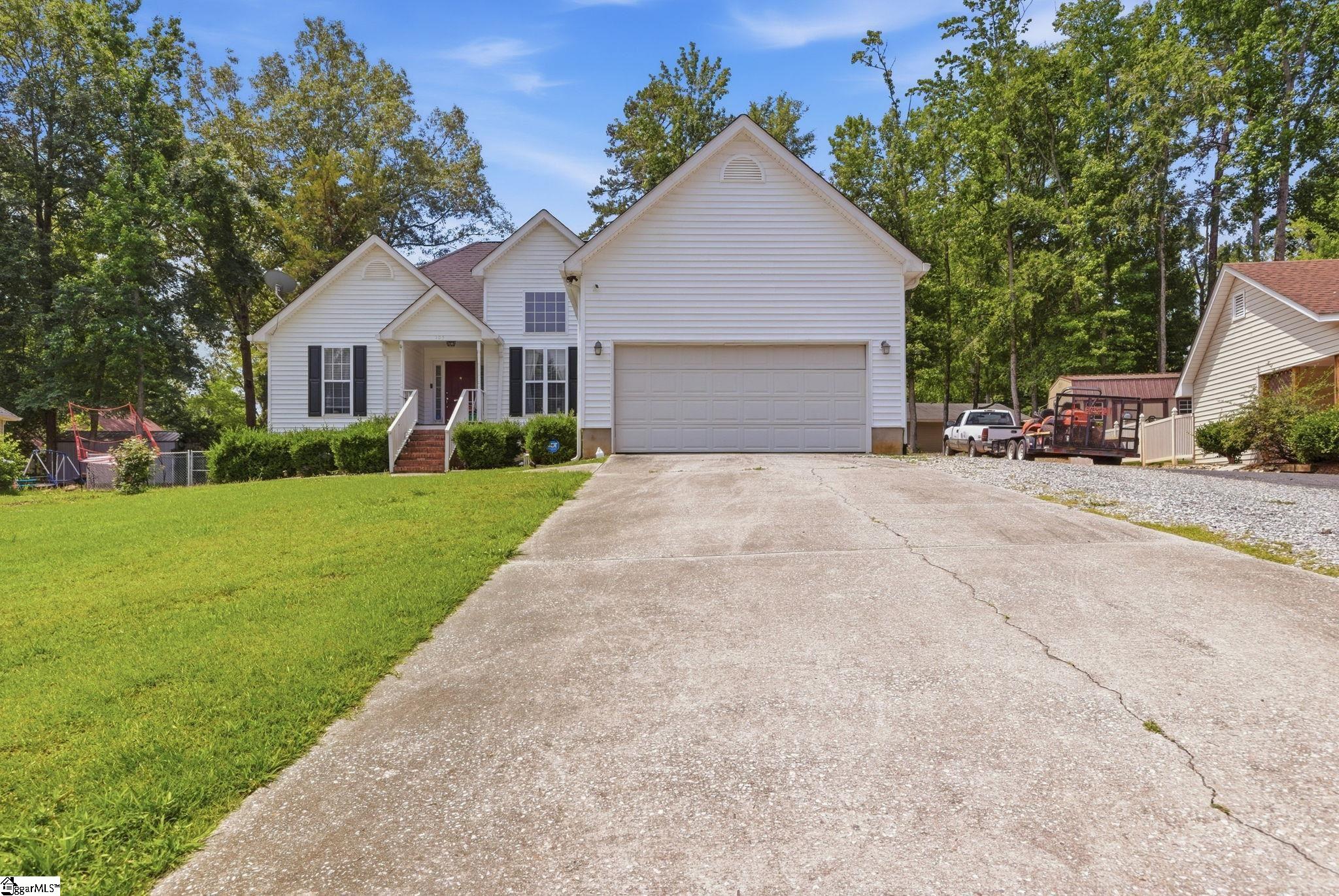 103 Pinebark Lane Greenwood, SC 29649