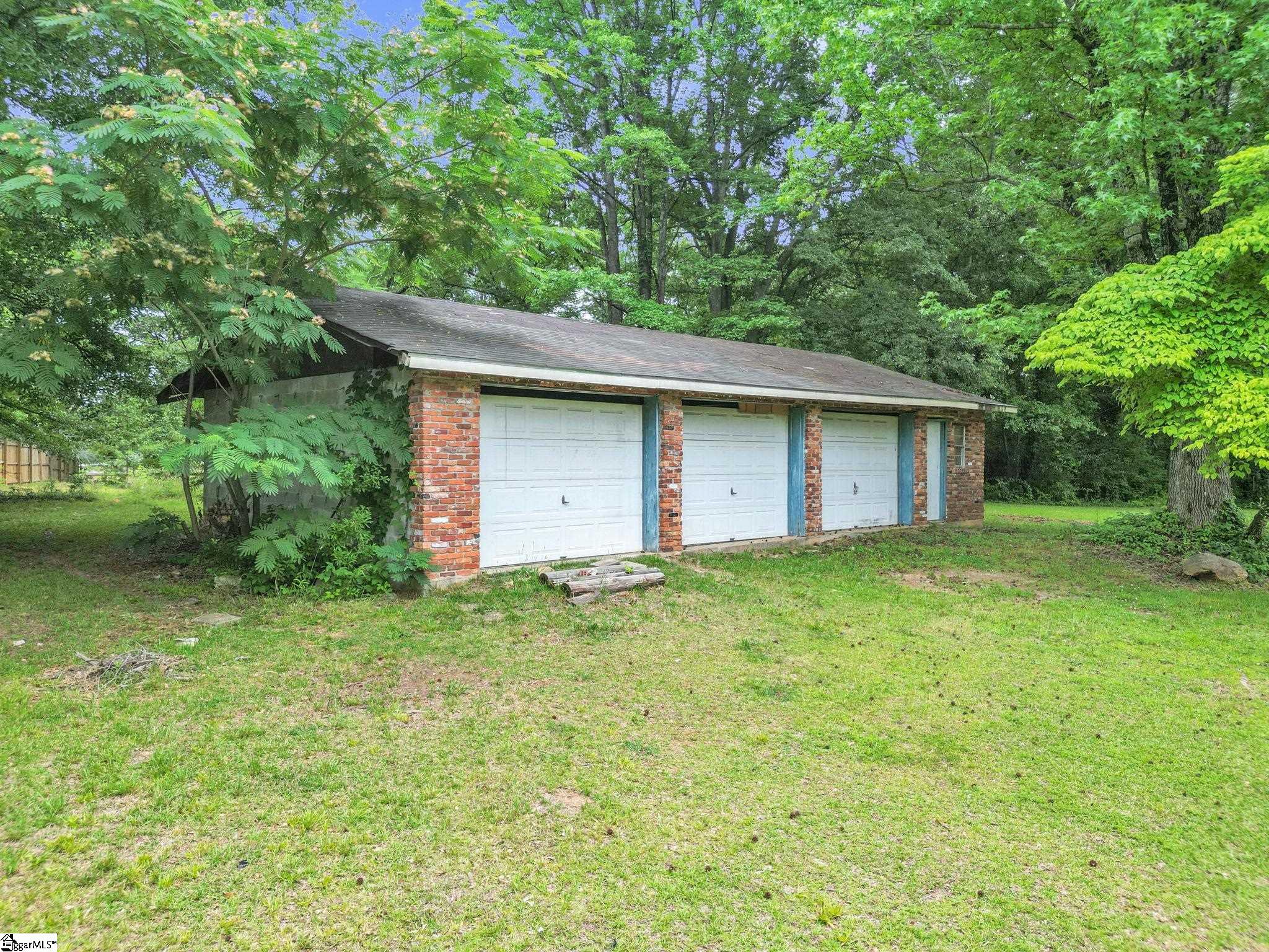 106 McCullough Road Piedmont, SC 29673